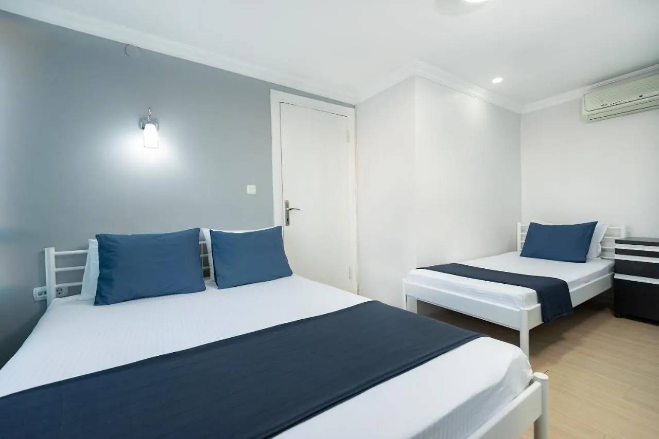 Istanbul House Aparthotel 2*,